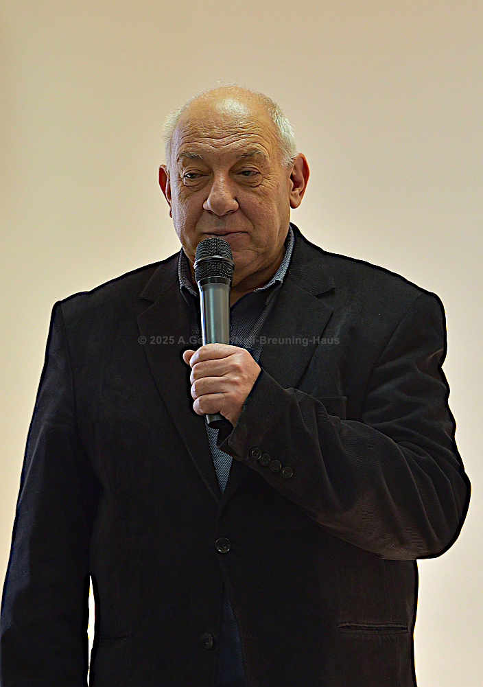 Petar Kalchev März 2025